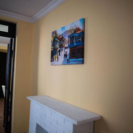 Central Apart-Hotel Batumi Rum bild